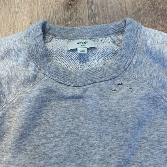 Distressed aerie sweatshirt / cropped - Picture 2 of 2